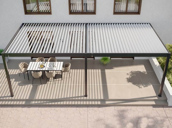 Vue aérienne du pergola bioclimatique HALO adossée avec des lames partiellement ouvertes