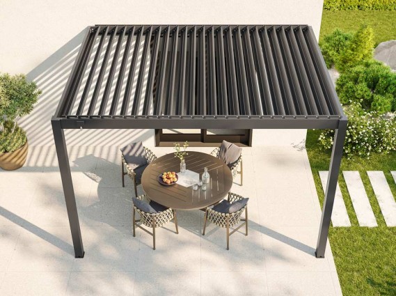 Vue aérienne du pergola bioclimatique aluminium adossé Zenith avec lames partiellement ouvertes